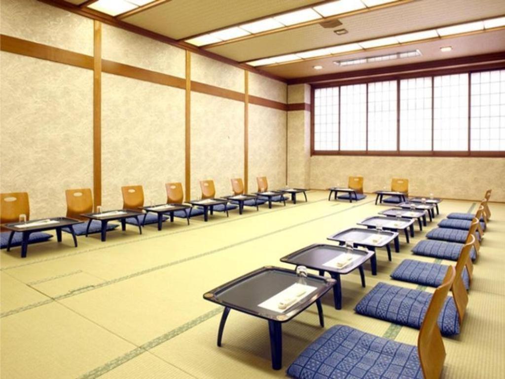 Business Hotel Kurama Hikone Exterior photo